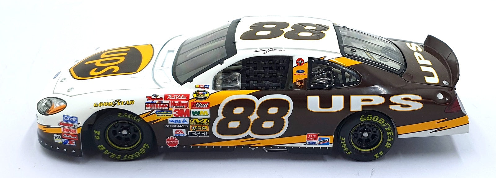 Action 1/24 Scale Diecast 106120 - 2004 Ford Taurus #88 UPS - Jarrett