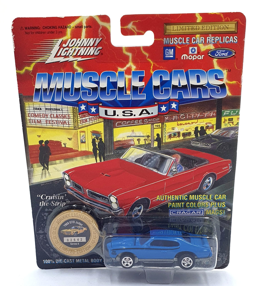 Johnny Lightning 1/64 Scale 200-160 - Muscle Cars 1969 Pontiac GTO Judge - Blue