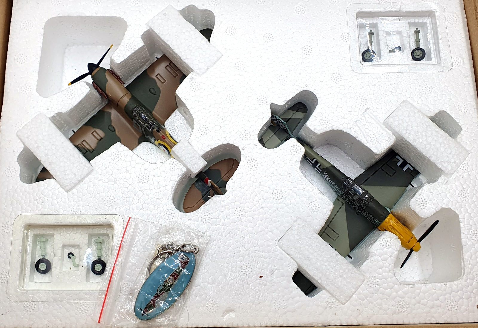 Atlas Editions 1/72 Scale 3 909 401 Spitfire Messerschmitt Battle Of Britain '40