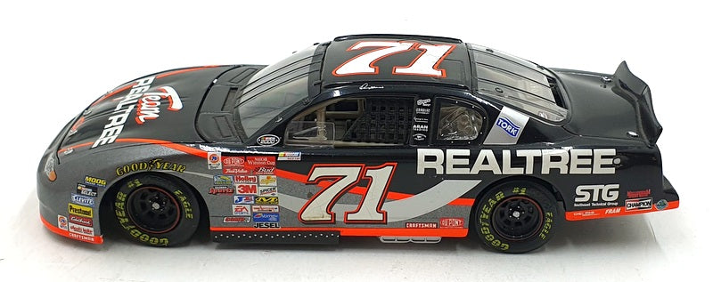 Action 1/24 Scale 400125 - Chevrolet 2000 NASCAR #71 Realtree - Marcis