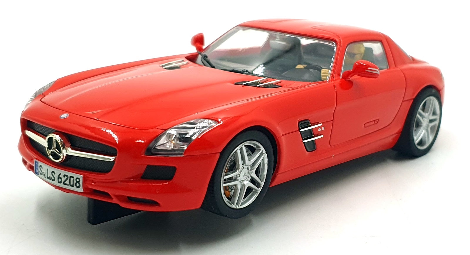 Carrera 1/32 Scale Slot Car 27344 - Mercedes SLS AMG Coupe - Red