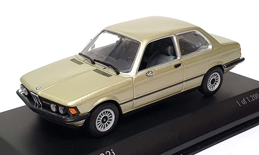 Minichamps 1/43 Scale 430 025474 - 1975-83 BMW 323i Saloon - Met. Green