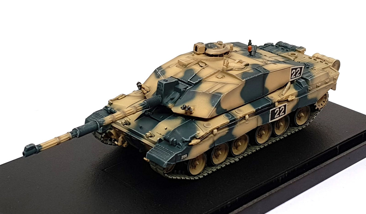Dragon Models 1/72 Scale 60035 - Challenger II Tank Royal Army Batus Canada