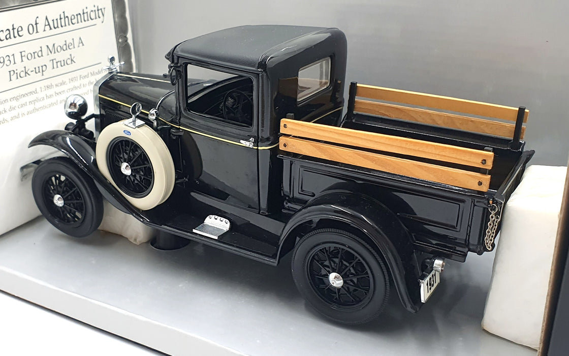Motor City 1/18 Scale Diecast 11006 - 1931 Ford Model A Pick Up - Black