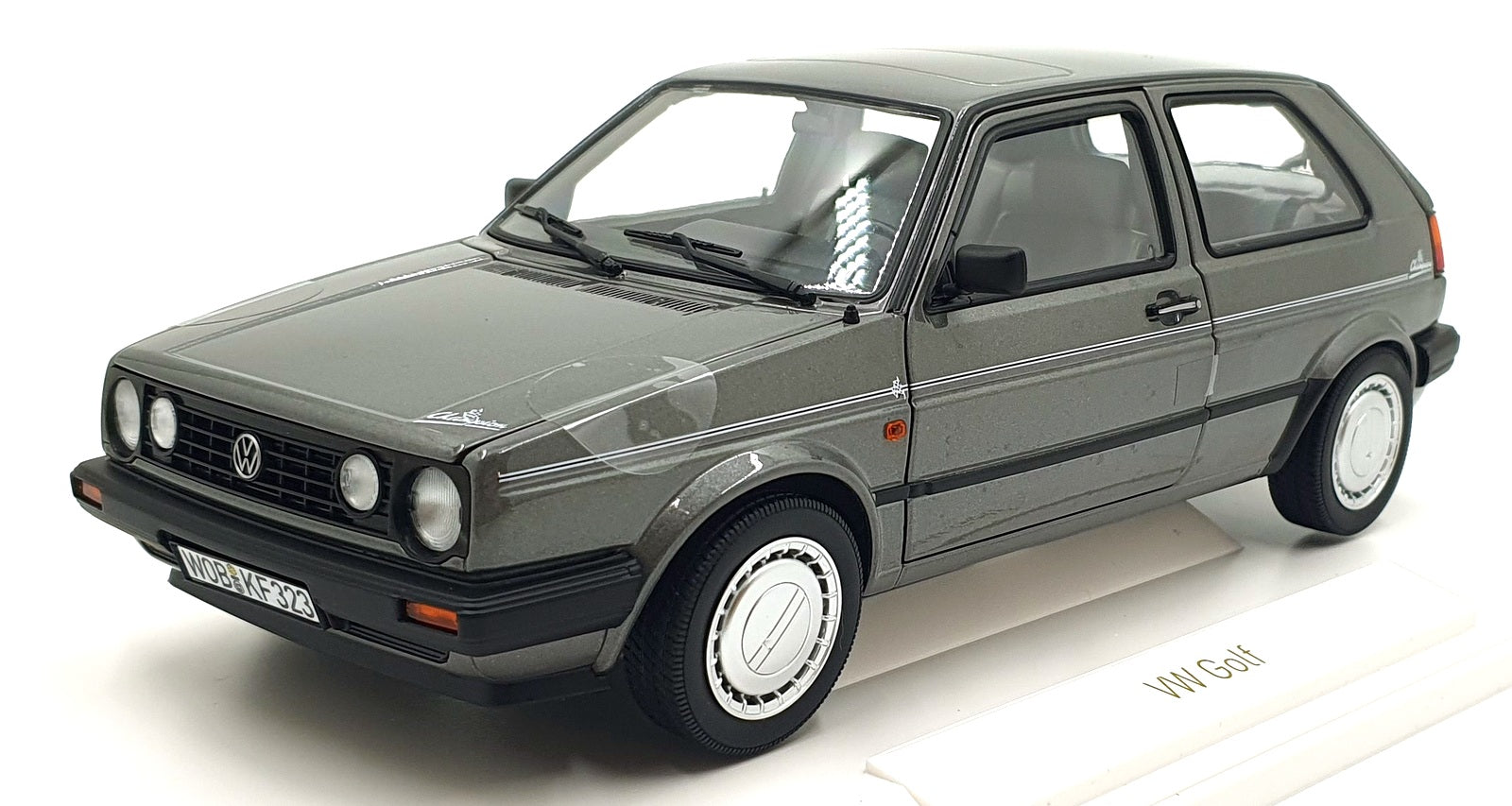 Norev 1/18 Scale Diecast 188564 - 1989 VW Golf Champion - Met. Grey