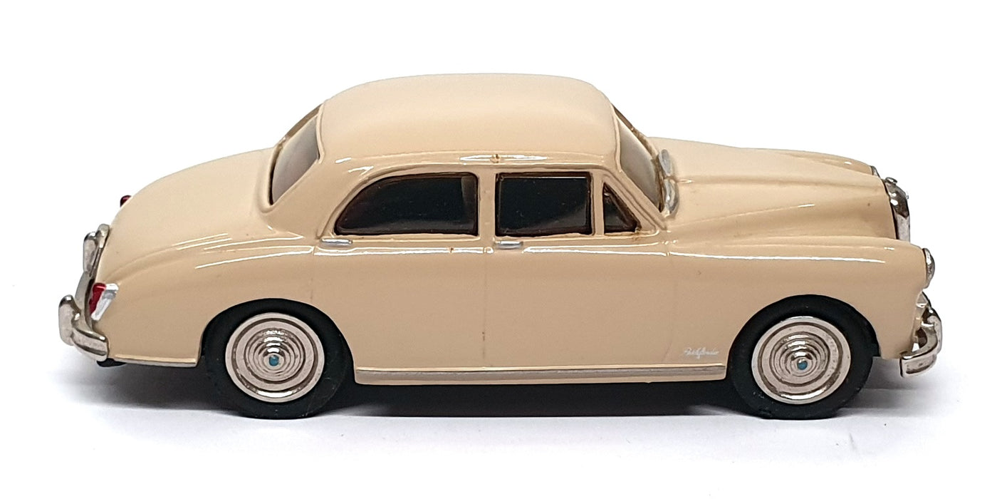 Gems & Cobwebs 1/43 Scale GC12 - 1954 Riley Pathfinder - Cream