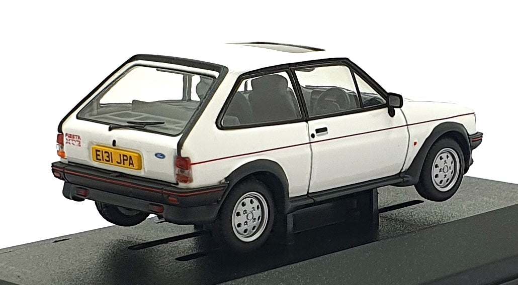 Corgi 1/43 Scale Diecast VA14403 - Ford Fiesta Mk2 XR2 - Diamond White