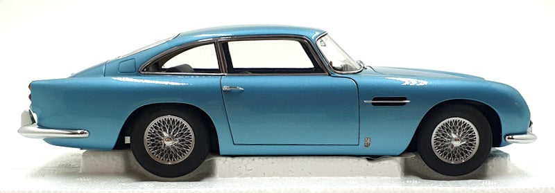 Autoart 1/18 Scale Diecast 70288 - Aston Martin DB5 - Caribbean Pearl/Blue