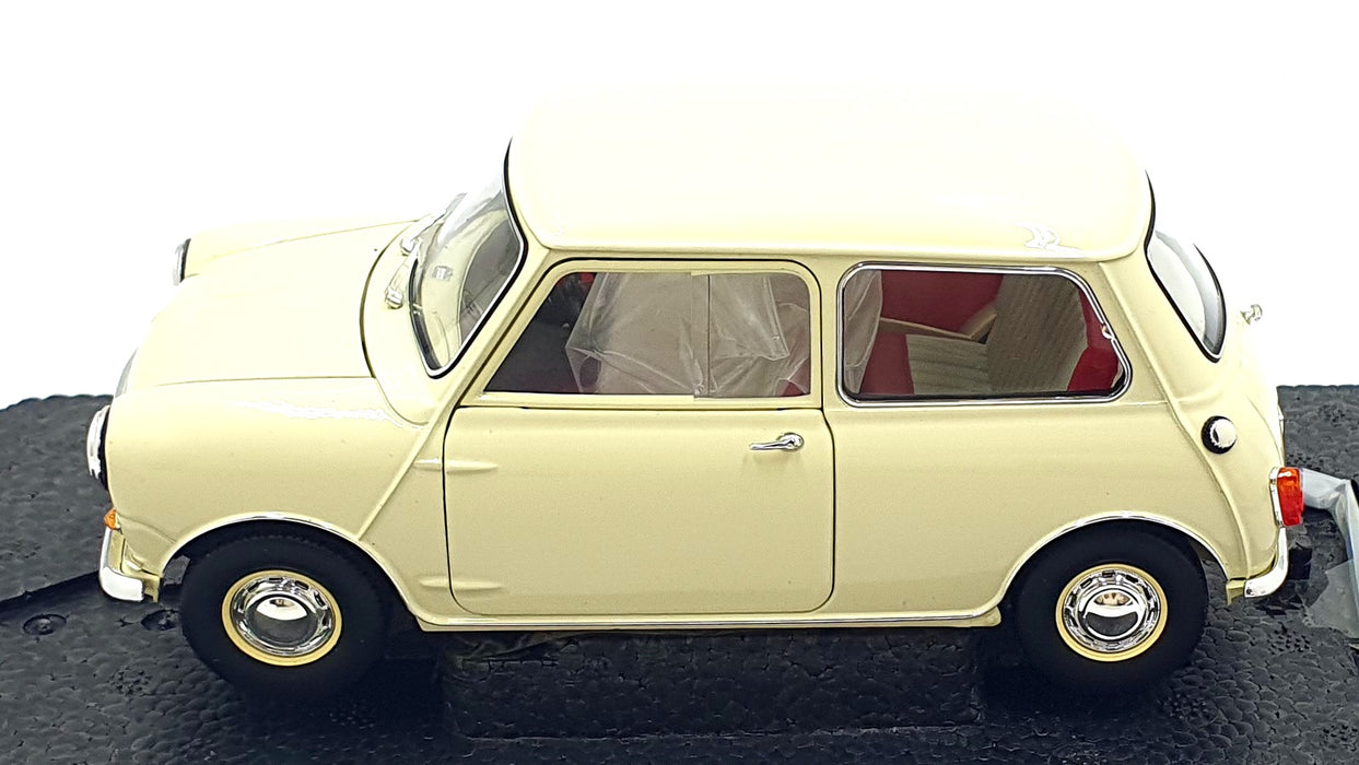 Kyosho 1/18 Scale 08964W - Morris Mini Minor - White