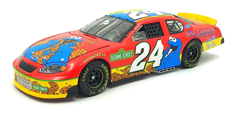 ACTION 1/24 Scale 104266 - 2003 Chevrolet Monte Carlo Sesame Street II #24