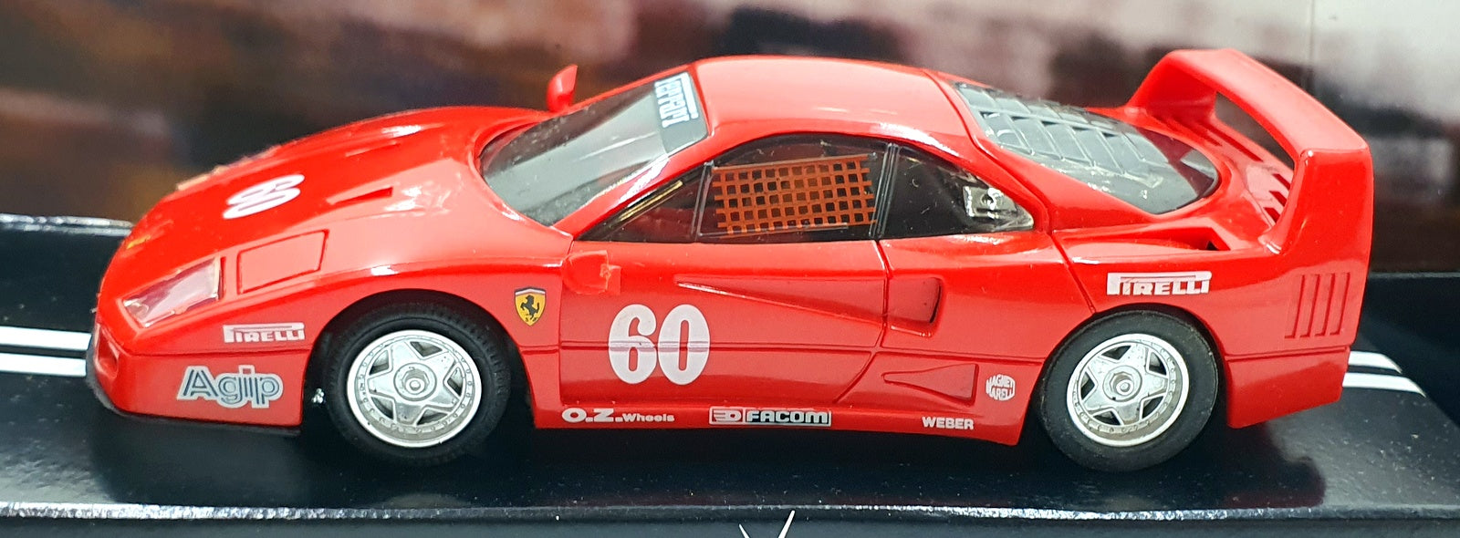 Scalextric 1/32 Scale Slotcar C589 - Ferrari F40 #60 - Red