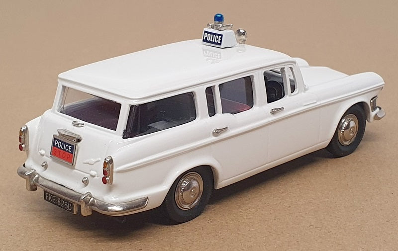 Brooklin 1/43 Scale IPV06 - 1966 Humber Super Snipe Estate Kent Police - White