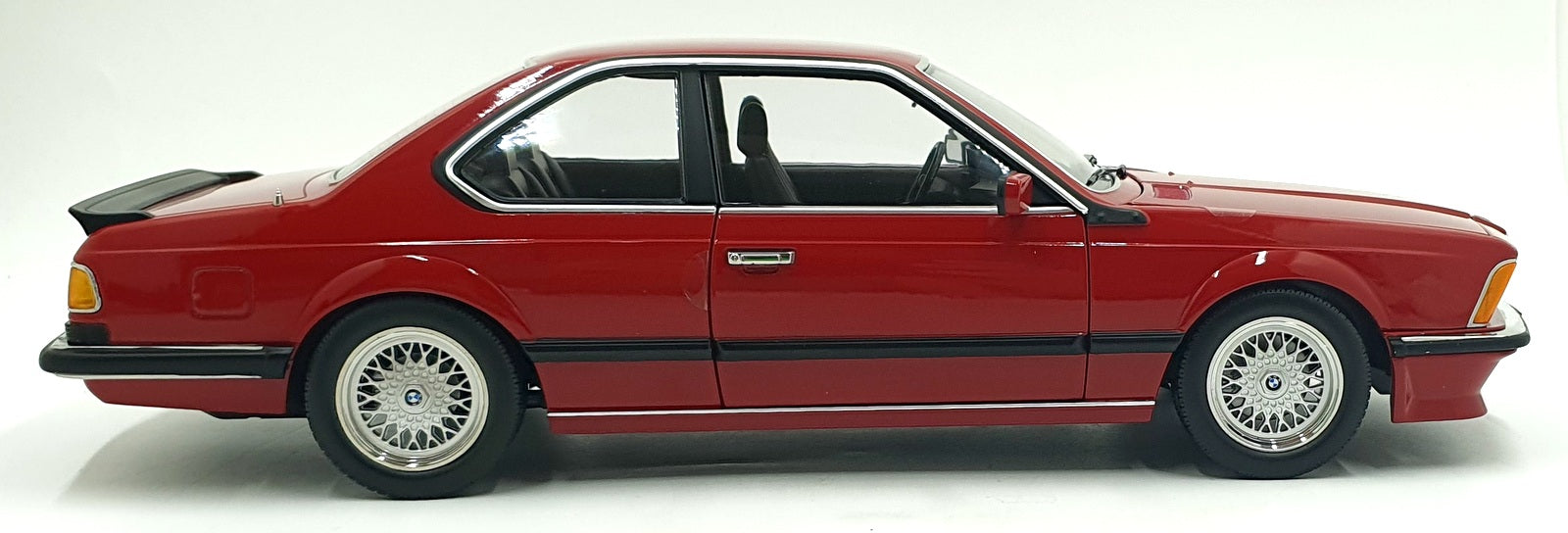 KK Scale 1/12 Scale KKDC120165 - BMW M635 Csi - Red