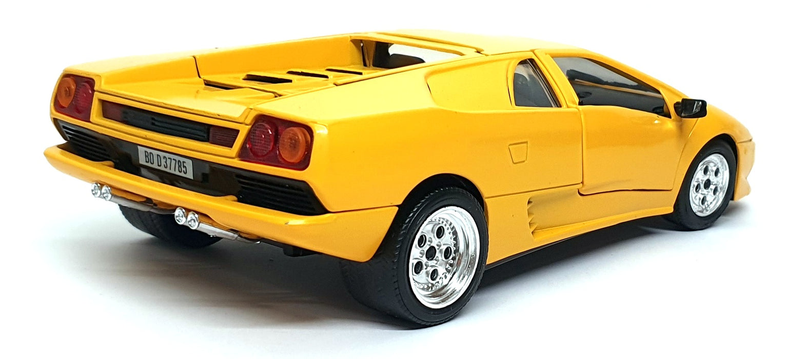 Polistil 1/16 Scale Diecast 058373 - Lamborghini Diablo - Yellow