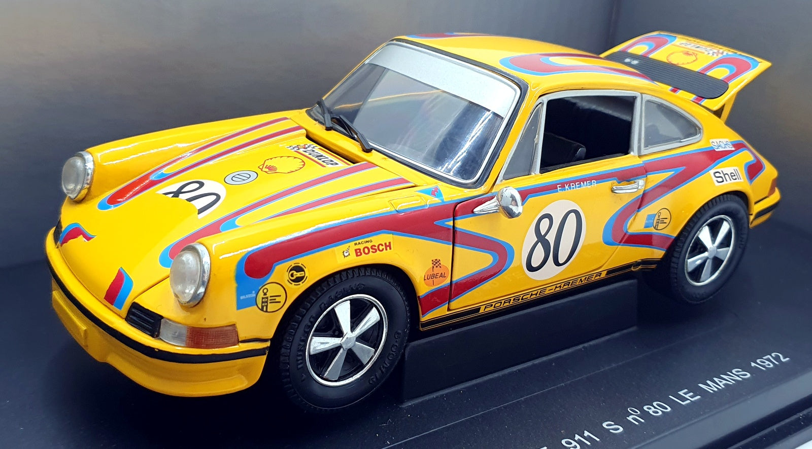 Universal Hobbies 1/18 Scale 208004 - Porsche 911 S #80 Le Mans 1972