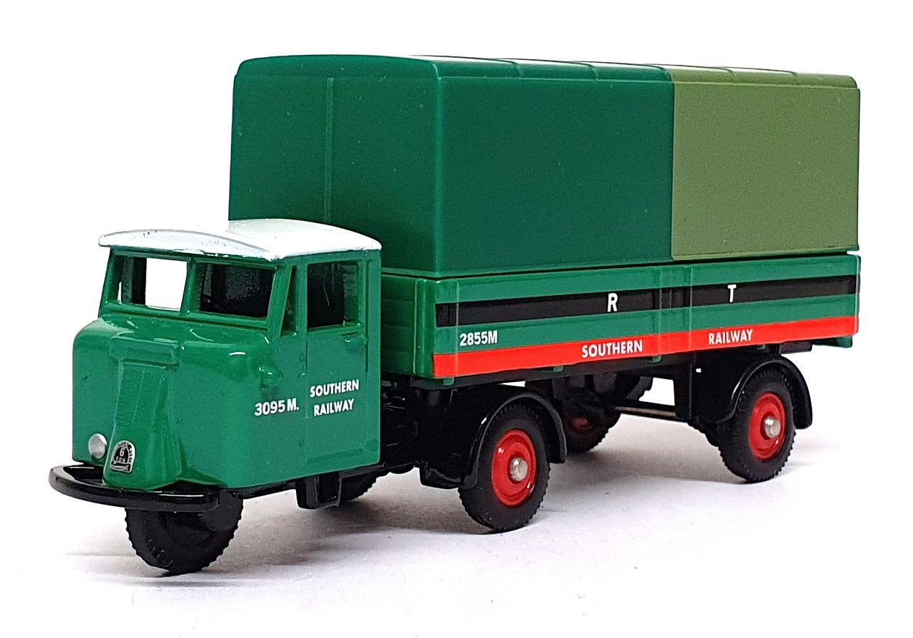 Corgi 1/76 Scale DG1990016 - Mechanical Horse Tilt Cover Box S. Railways Green