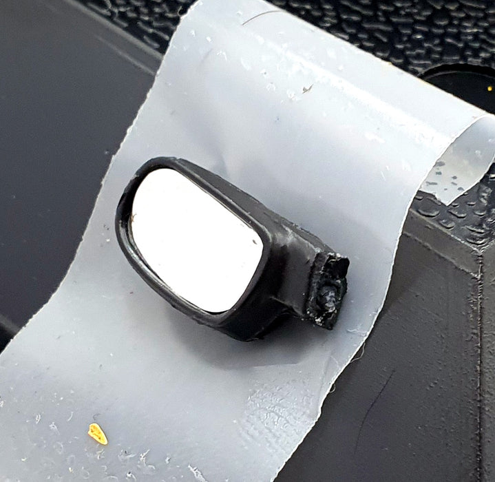 Classic Carlectibles 1/18 Scale 18001 - Dick Johnson Shell Helix Racing Falcon