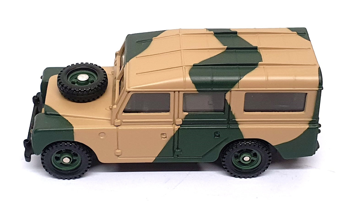 Corgi 12.5cm Long Diecast 57903 - Army Land Rover - Camouflage