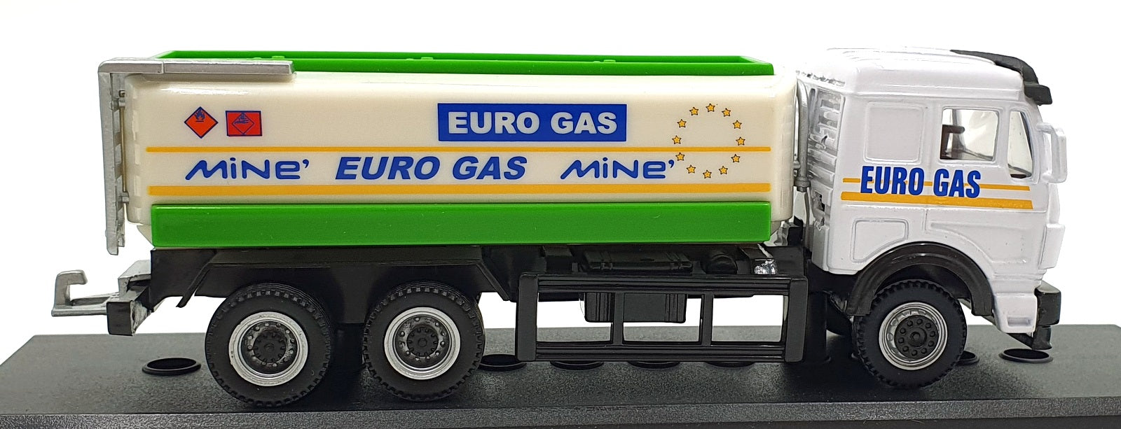 Cararama 1/60 Scale 100005F - Mercedes-Benz Euro Gas Truck - White