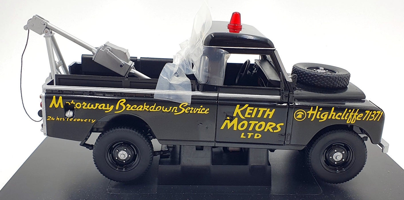 Universal Hobbies 1/18 Scale 4411 Land Rover Series 3 Recovery Vehicle K.Motors