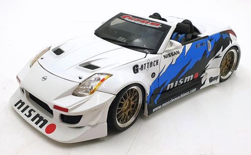 Ertl 1/18 Scale Diecast 57876 - '04 Nissan 350Z Nismo - White/Blue/Black