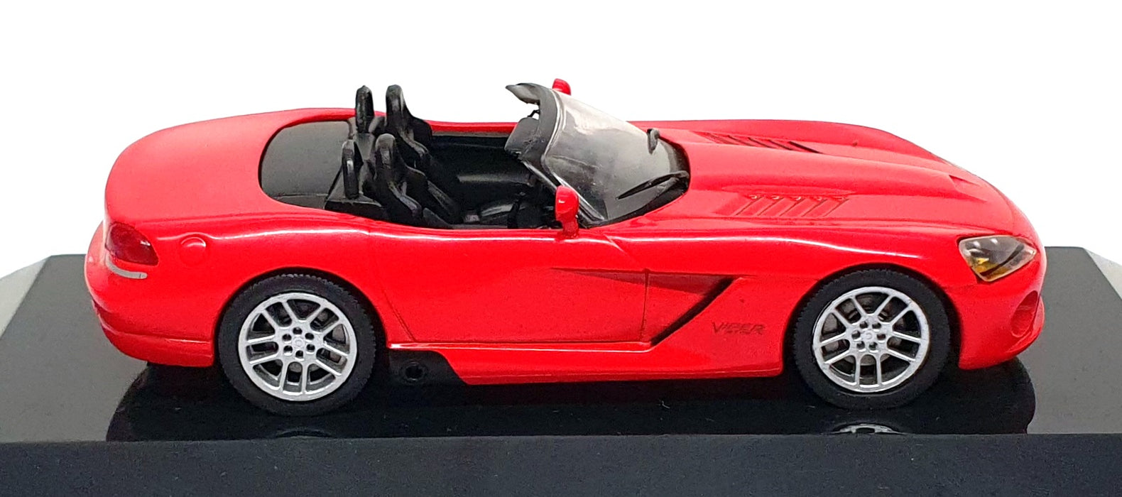 Panini 1/43 Scale Diecast PN05E - 2003 Dodge Viper SRT-10 - Red