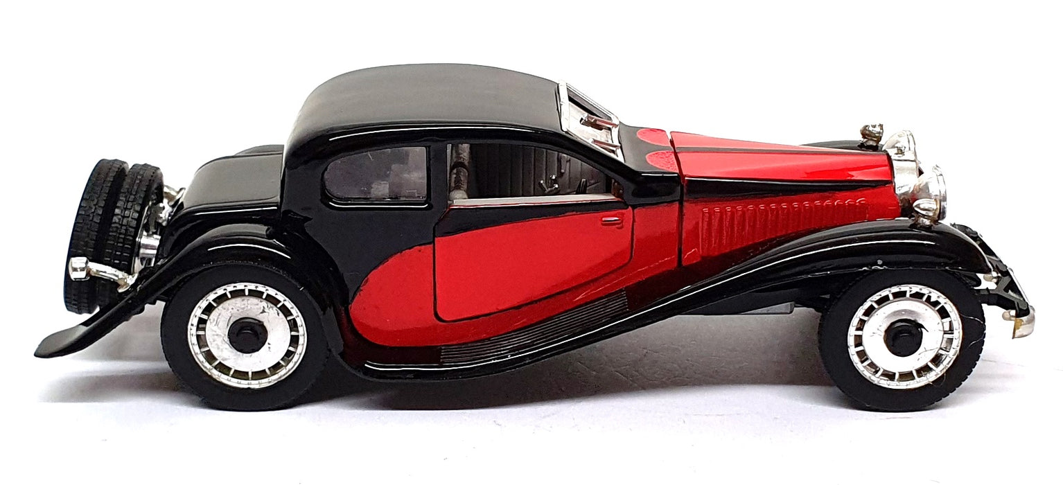 Rio Models 1/43 Scale No. 48 - 1932 Bugatti 5000cc T50 - Red/Black