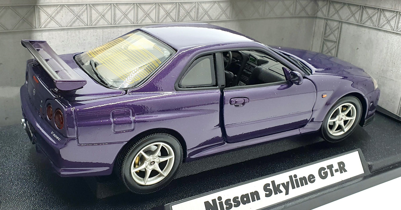 Motor Max 1/18 Scale Diecast 73147 - Nissan Skyline GT-R - Purple