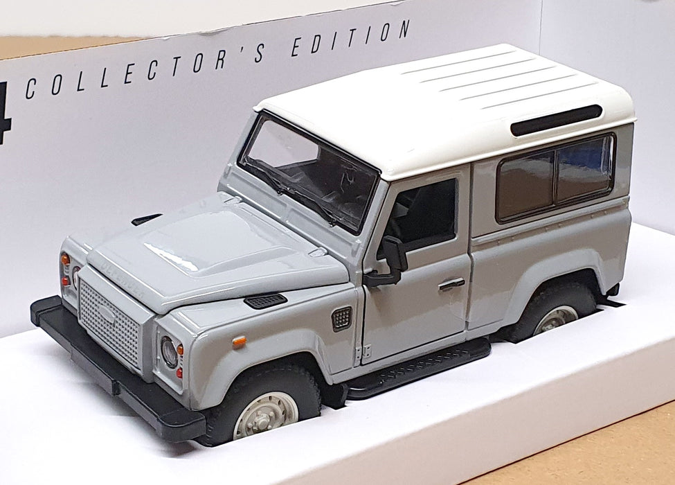 CMJ Diecast 1/24 Scale DC124DEG - Land Rover Defender - Grey