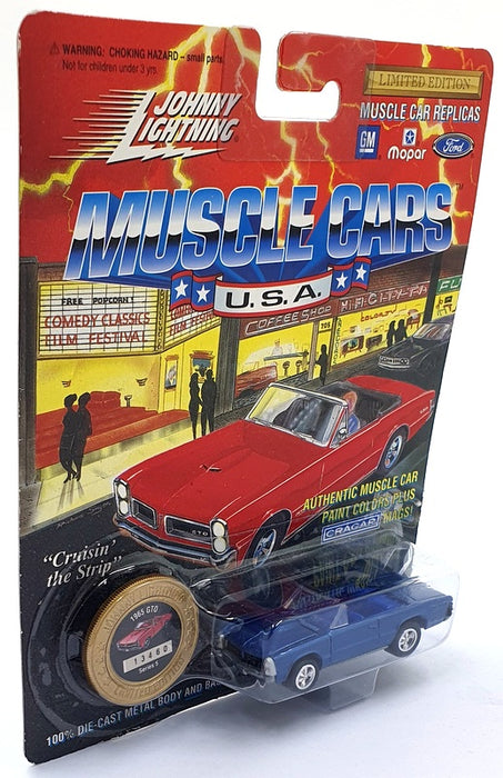 Johnny Lightning 1/64 Scale 200-150 - Muscle Cars 1965 Pontiac GTO - Blue