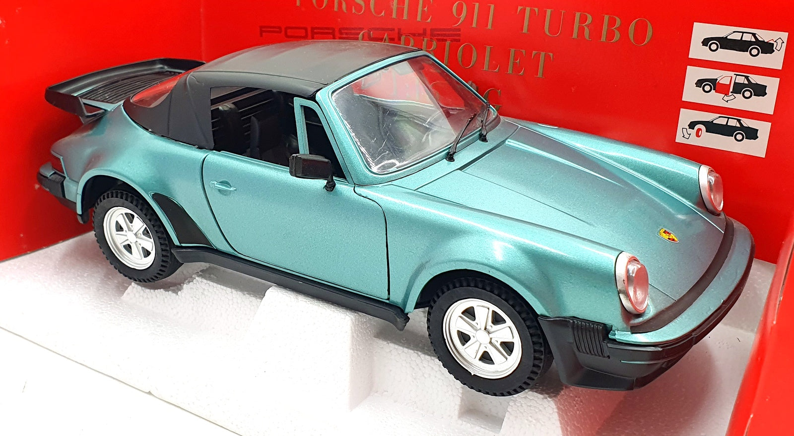 Polistil 1/16 Scale Diecast 018667 - Porsche 911 Turbo Cabriolet - Green