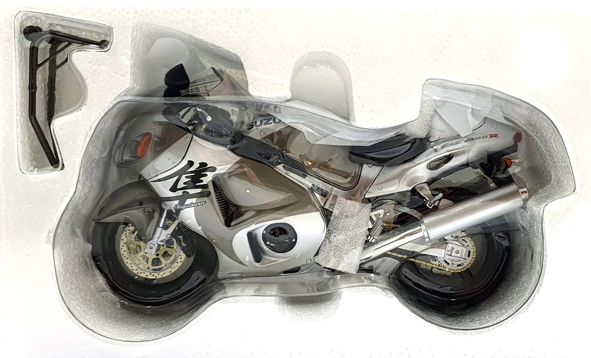 LCD Models 1/12 Scale LCD-MO4-SI - Suzuki GSX 1300R Motorbike - Silver