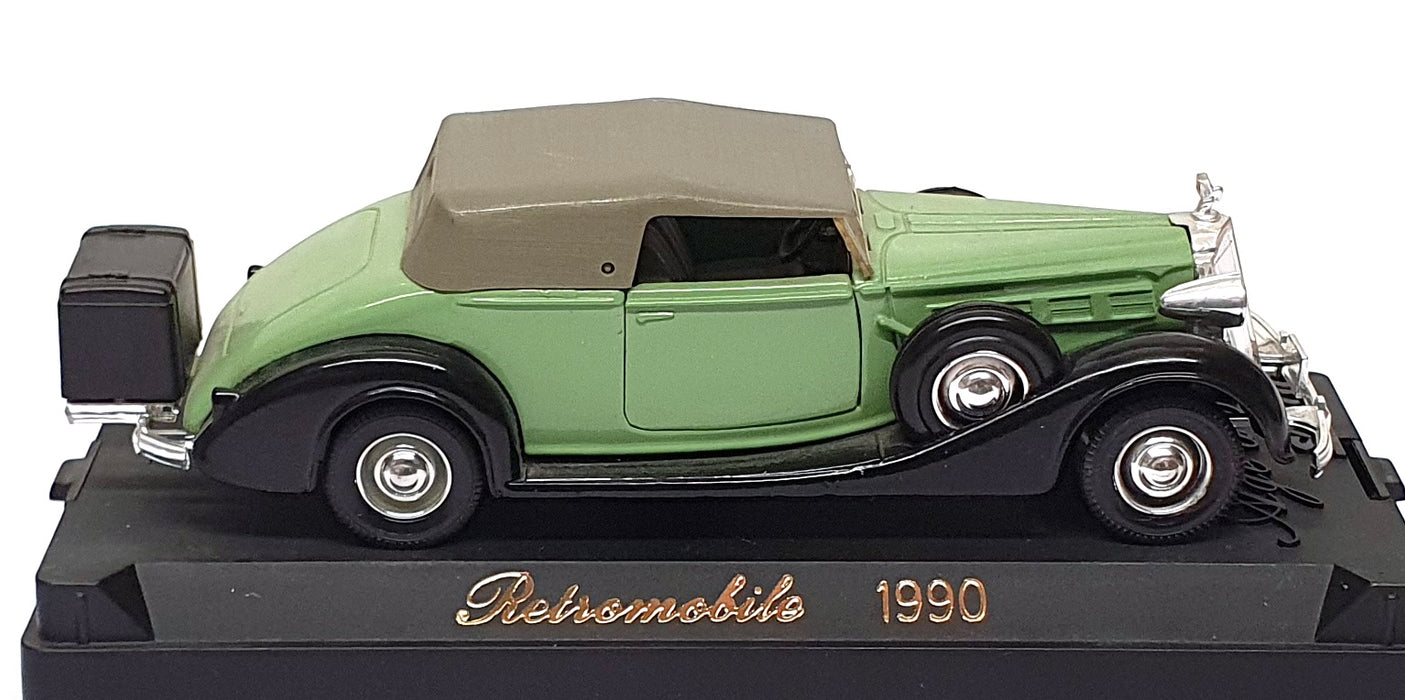 Solido 1/43 Scale 4037 - 1937 Packard Super Eight - Green/Black/Grey