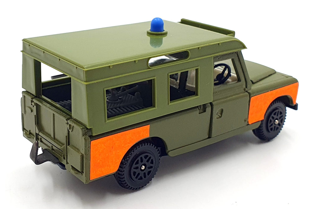 Dinky Toys 604 - Land Rover Bomb Disposal Unit With Surveillance Robot Kit