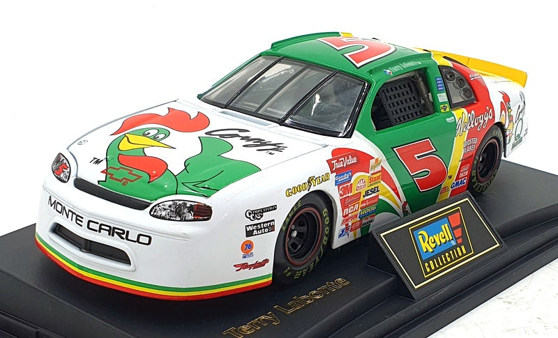 Revell 1/24 Scale 3930 - Chevrolet #5 Kelloggs - Terry Labonte