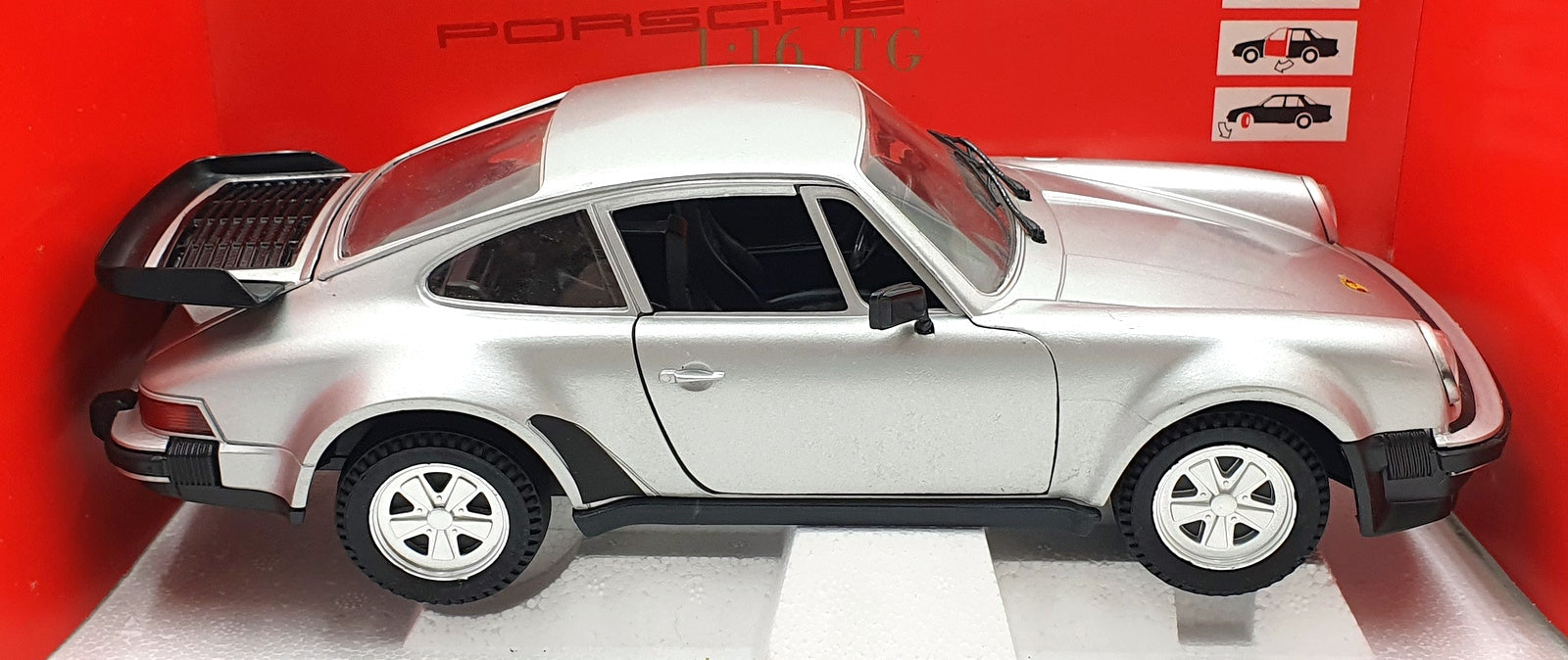 Polistil 1/16 Scale Diecast 016779 - Porsche 911 Turbo - Silver