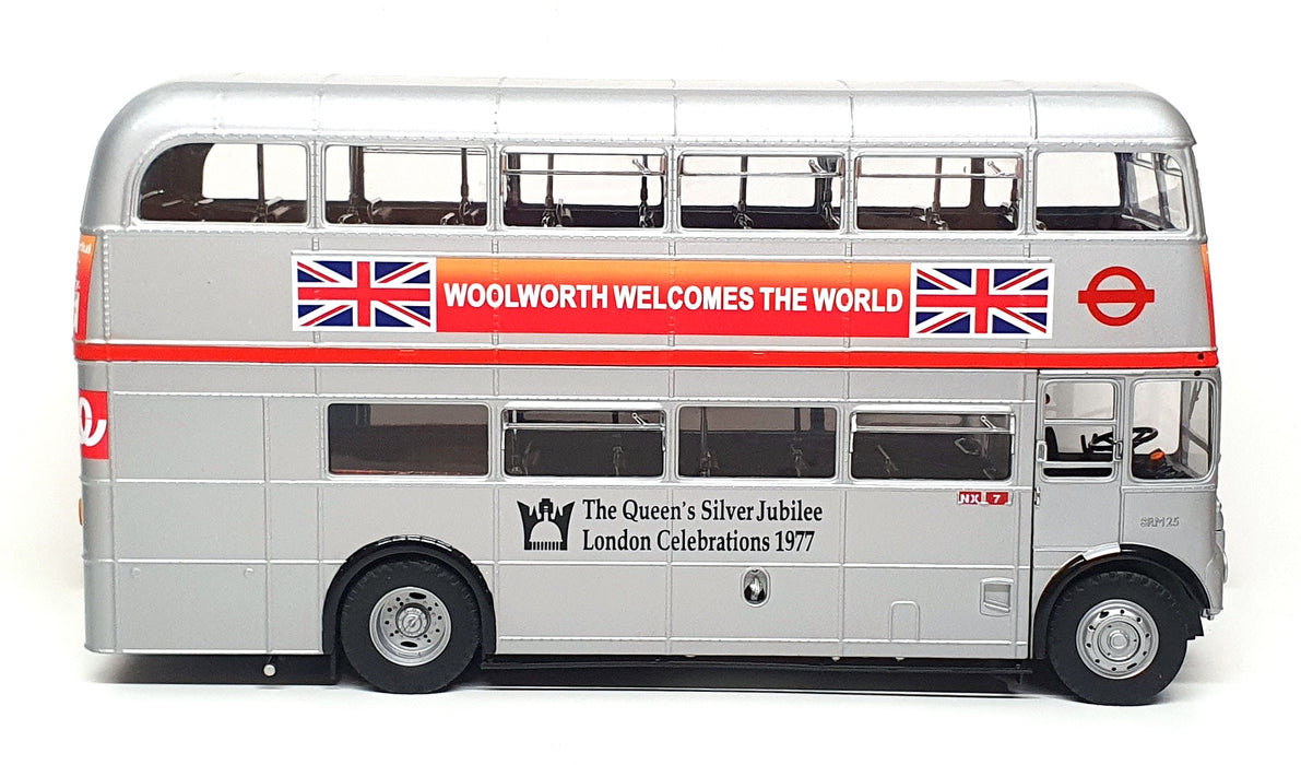 Sun Star 1/24 Scale 2906 SRM 25-850 DYE Queen's Silver Jubilee-Woolworth RM Bus