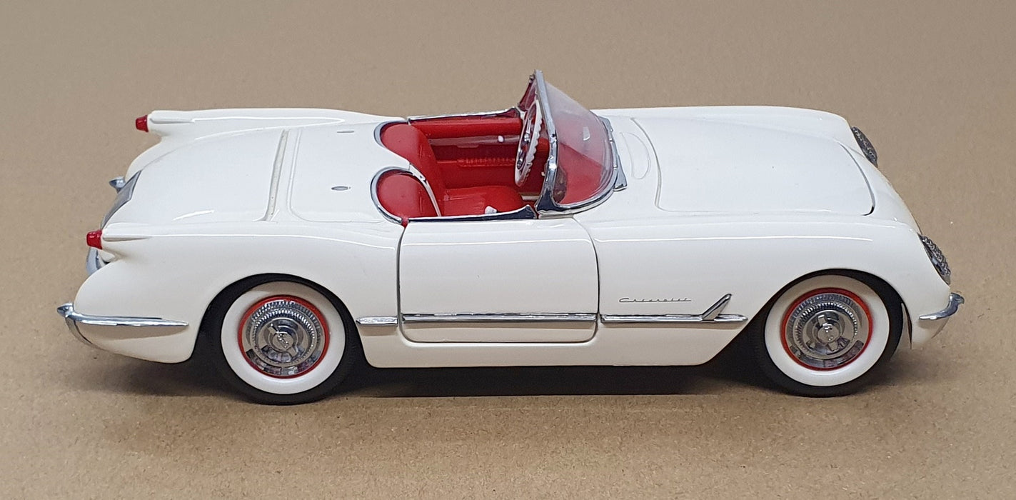 Franklin Mint 1/24 Scale 17626G - 1953 Chevrolet Corvette - White