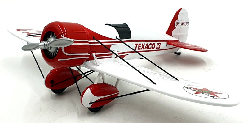 Ertl 1/30 Scale CP5977 - 1930 Travel Air Model R 