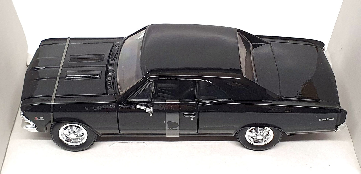 Maisto 1/24 Scale 31960 - 1966 Chevrolet Chevelle SS396 - Black