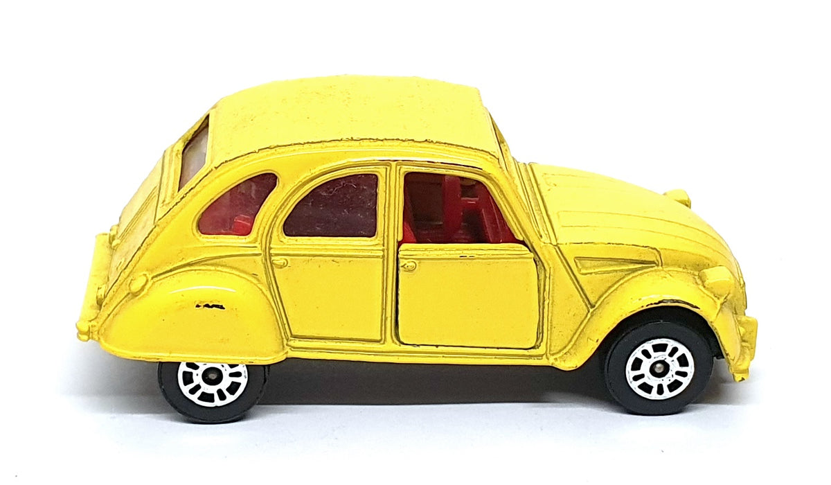 Corgi 7.5cm Long Diecast 115 - Citroen 2cv6 James Bond 007 For Your Eyes Only