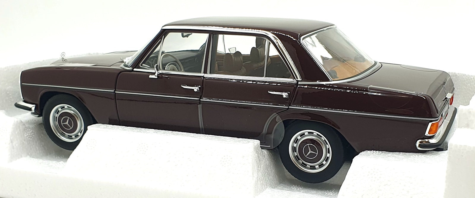 Norev 1/18 Scale Diecast 185443 - 1968 Mercedes Benz 200 - Red/Brown