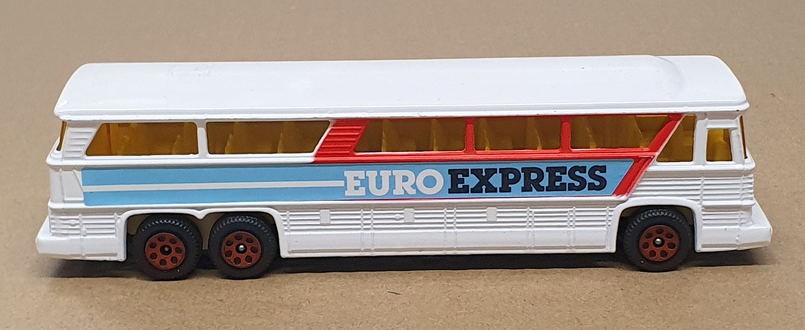 Corgi 17cm Long Diecast 1168 - Greyhound Euro Express Coach - White