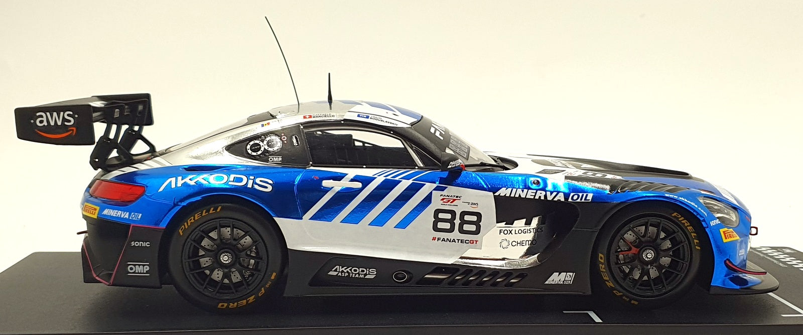 IXO 1/18 Scale LEGT18-23GTW005 - Mercedes AMG GT3 #88 GTWC Endurance 2023
