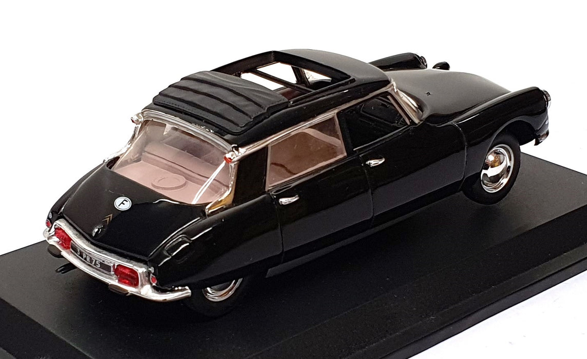 Altaya 1/43 Scale 310326C - Citroen DS 19 General de Gaulle - Black