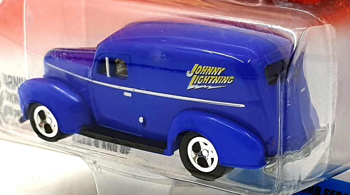 Johnny Lightning 1/64 Scale 993-01 - 1940 Ford Sedan Delivery Van - Blue