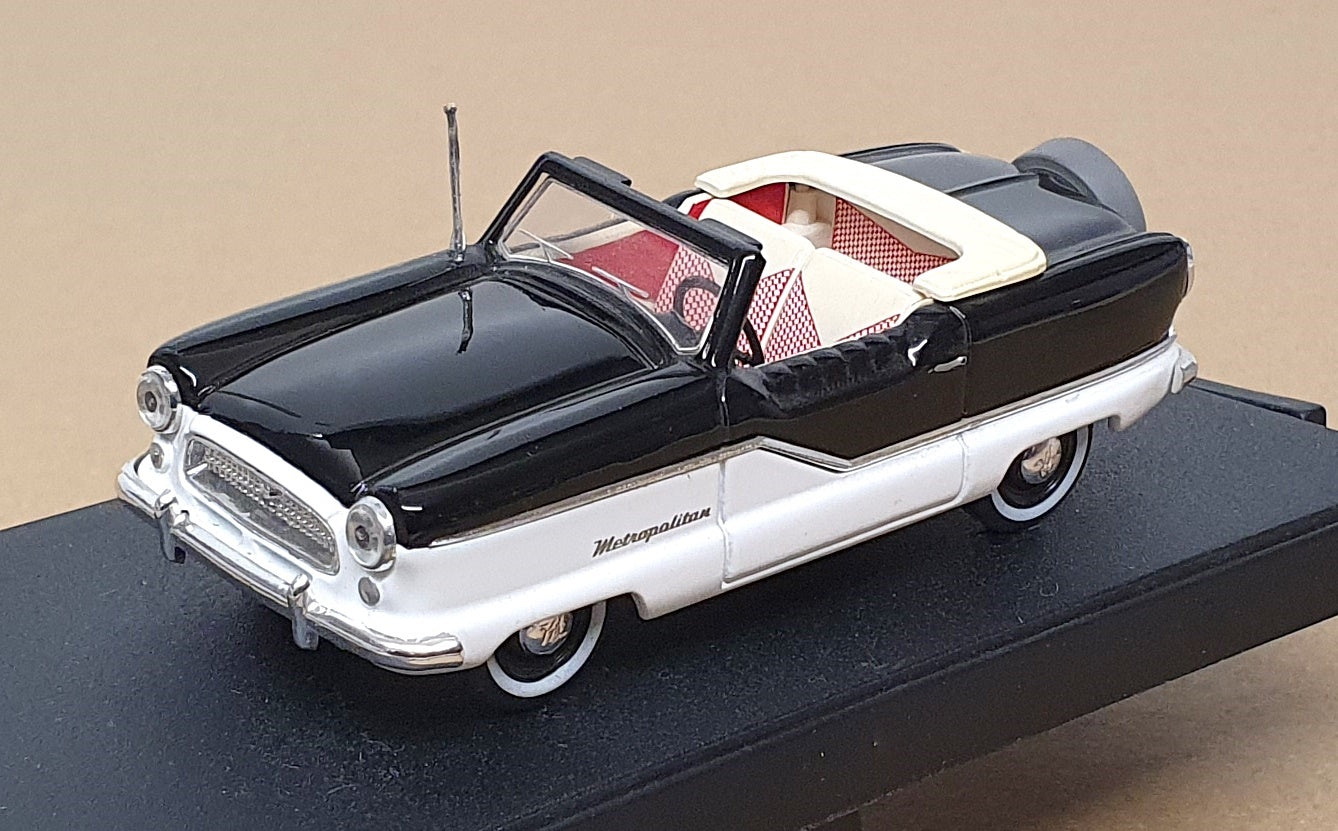 Vitesse 1/43 Scale 032 - 1959 Nash Metropolitan Open Convertible - Black