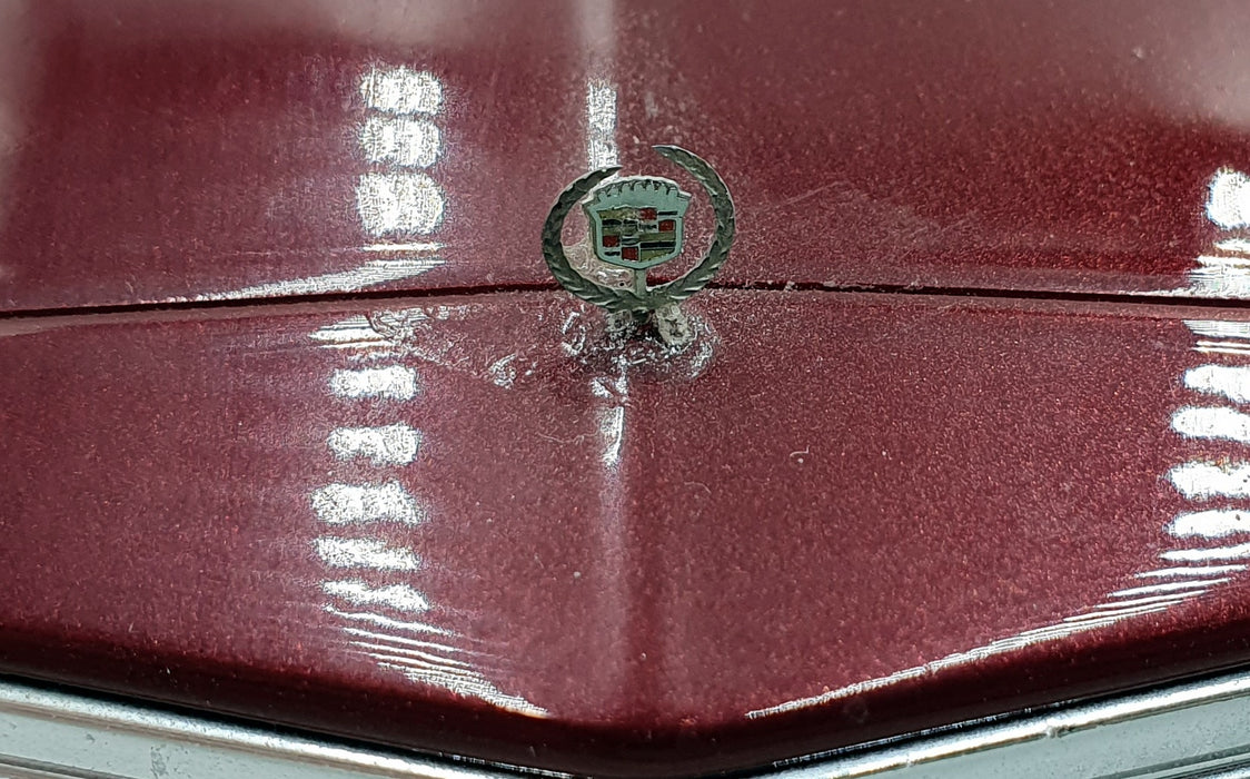 BOS Models 1/18 Scale Resin BOS132 - Cadillac Fleetwood Brougham Metallic red