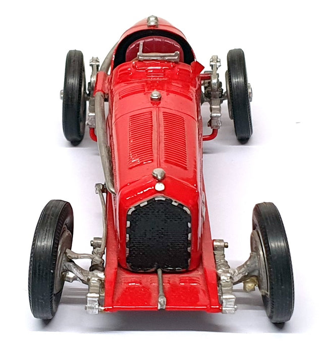 Unknown Brand Or Make ? UBM02R - Appx 15.5cm Long Model Car - Red