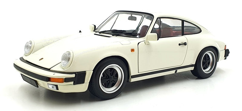 Minichamps 1/18 Scale 100 063024 1983 Porsche 911 Carrera Coupe 3.2 - White